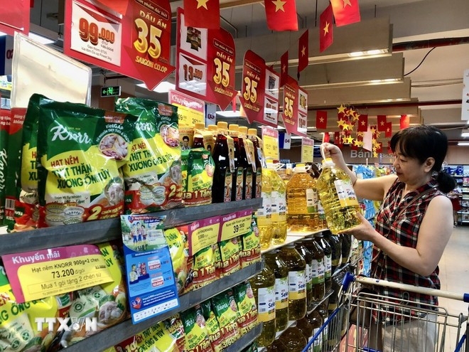 Vietnam's retail market hits US$269 bln as e-commerce booms: report